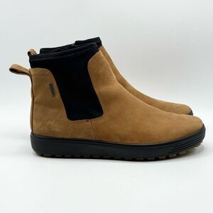 Ecco Tan and Black Ankle Boots